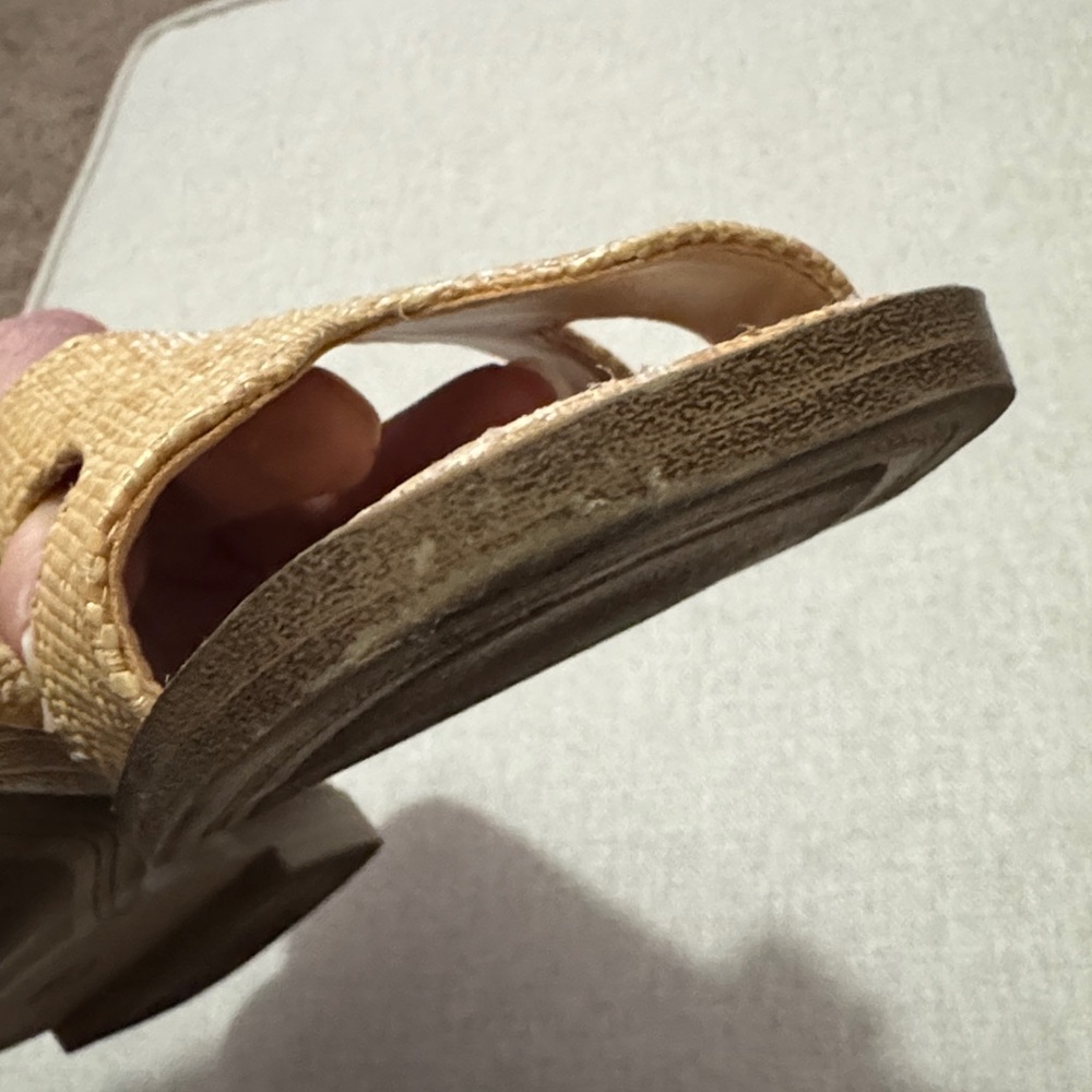 EUC a new day brand Sandals-Sz 9-Woven Textured Uppers-Natural Color/Tan-Slip On - Picture 12 of 13